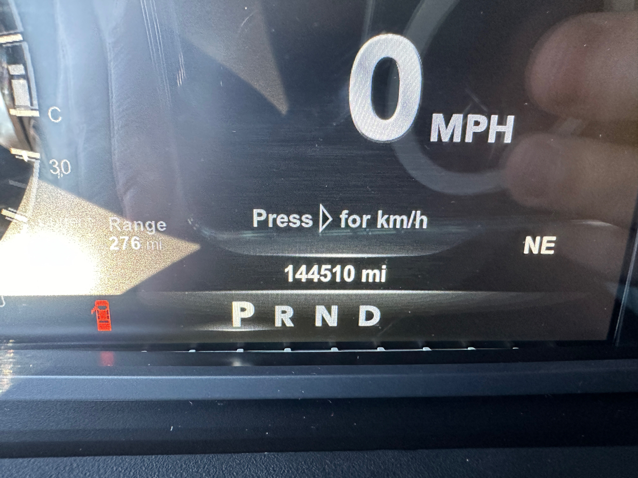 RAM 1500 4WD Crew Cab 140.5" Limited 2017