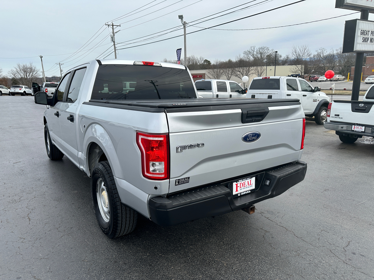 Ford F-150 4WD SuperCrew 145" XL 2015