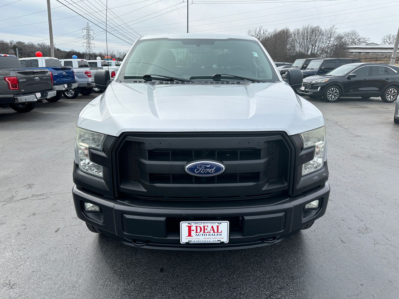 Ford F-150 4WD SuperCrew 145" XL 2015