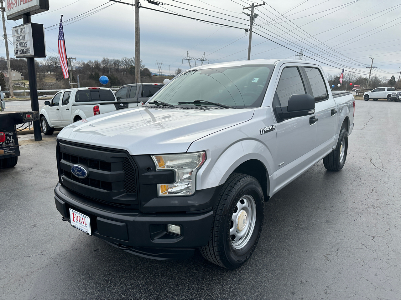 Ford F-150 4WD SuperCrew 145" XL 2015