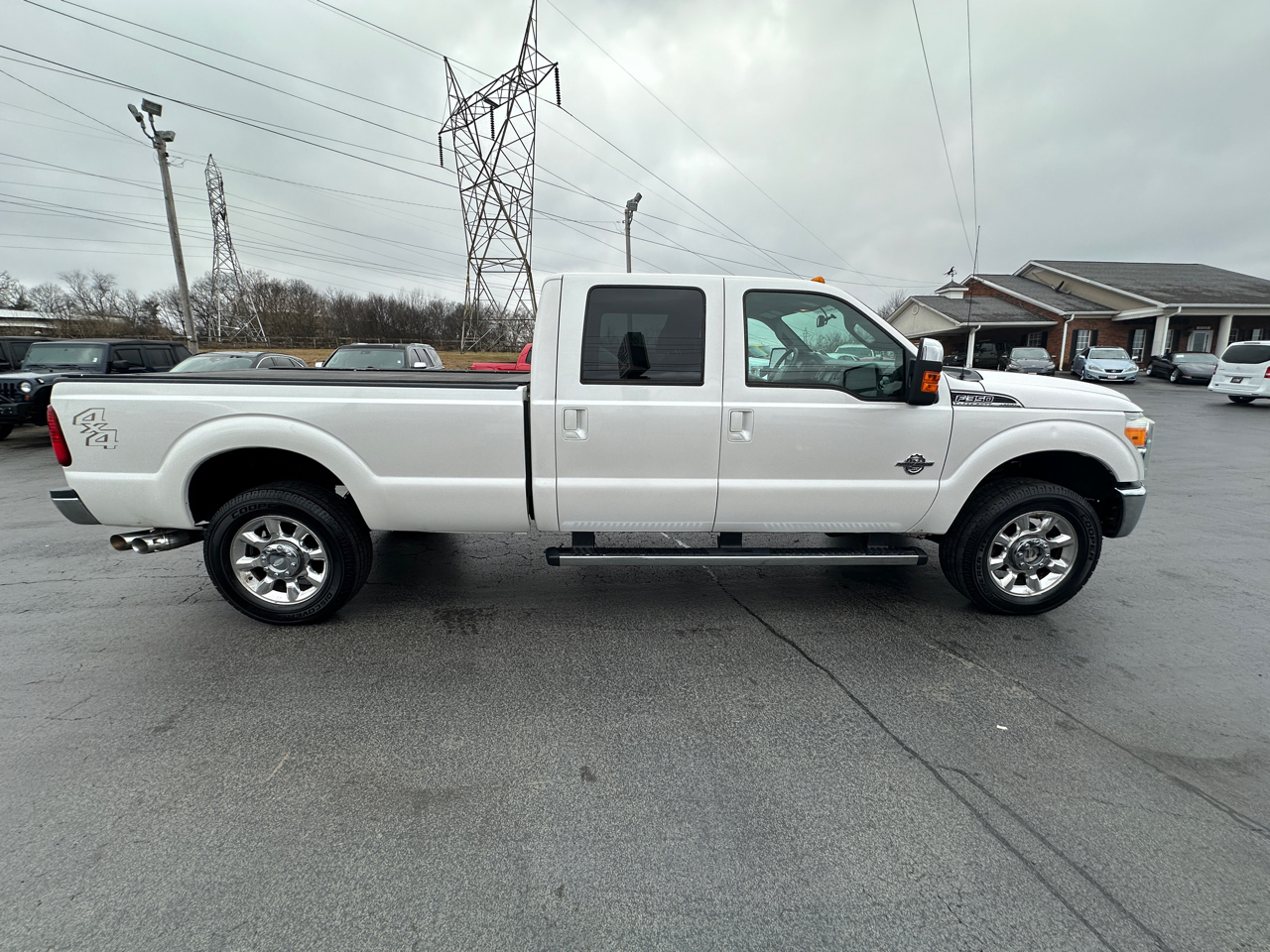 Ford Super Duty F-350 SRW 4WD Crew Cab 156" Lariat 2011
