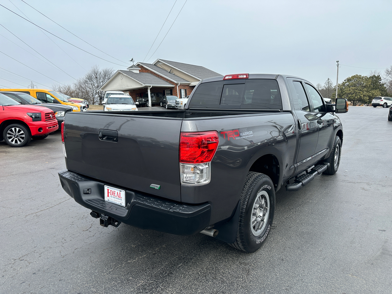 Toyota Tundra 4WD Truck Double Cab 5.7L FFV V8 6-Spd AT (Natl) 2013