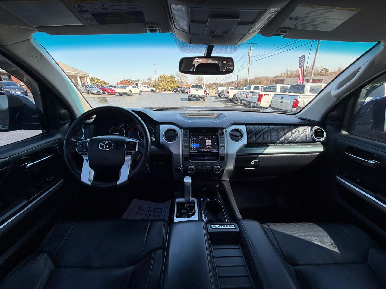 Toyota Tundra 4WD Truck CrewMax 5.7L FFV V8 6-Spd AT Platinum (Natl) 2016