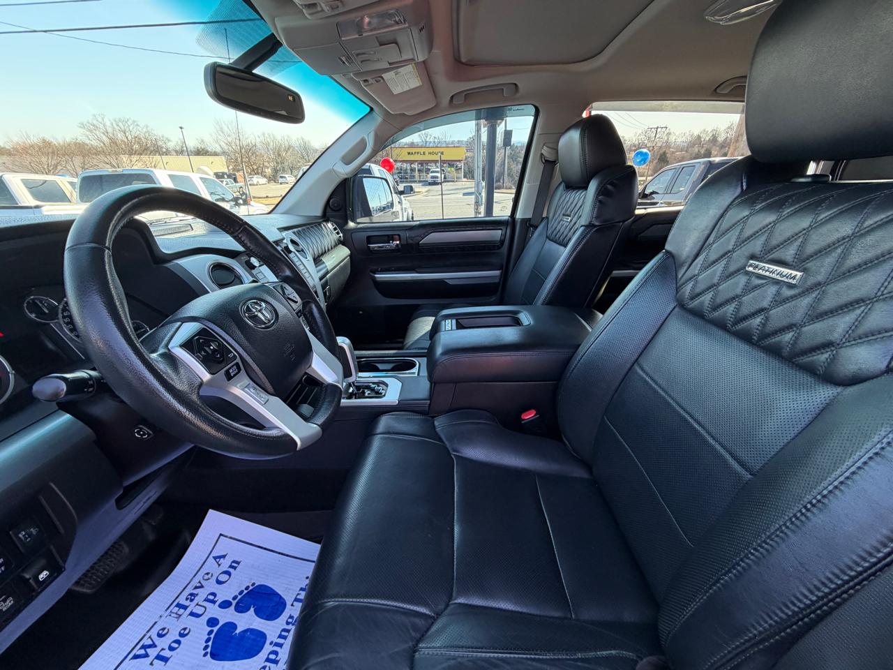 Toyota Tundra 4WD Truck CrewMax 5.7L FFV V8 6-Spd AT Platinum (Natl) 2016