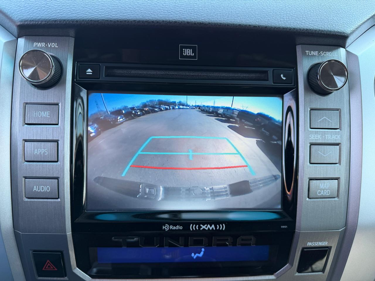 Toyota Tundra 4WD Truck CrewMax 5.7L FFV V8 6-Spd AT Platinum (Natl) 2016