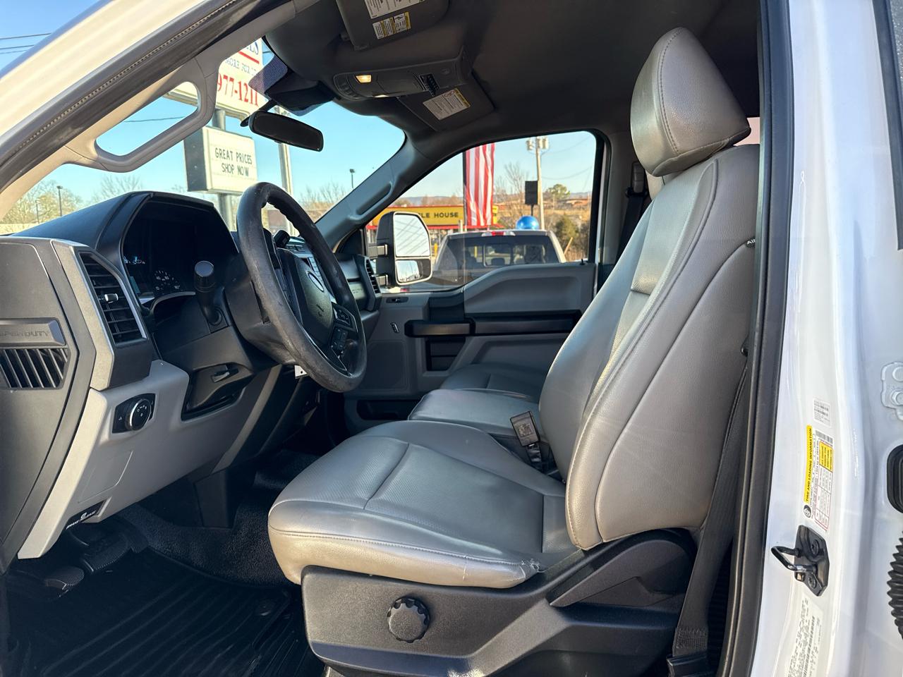 Ford Super Duty F-250 SRW King Ranch 4WD Crew Cab 8' Box 2021