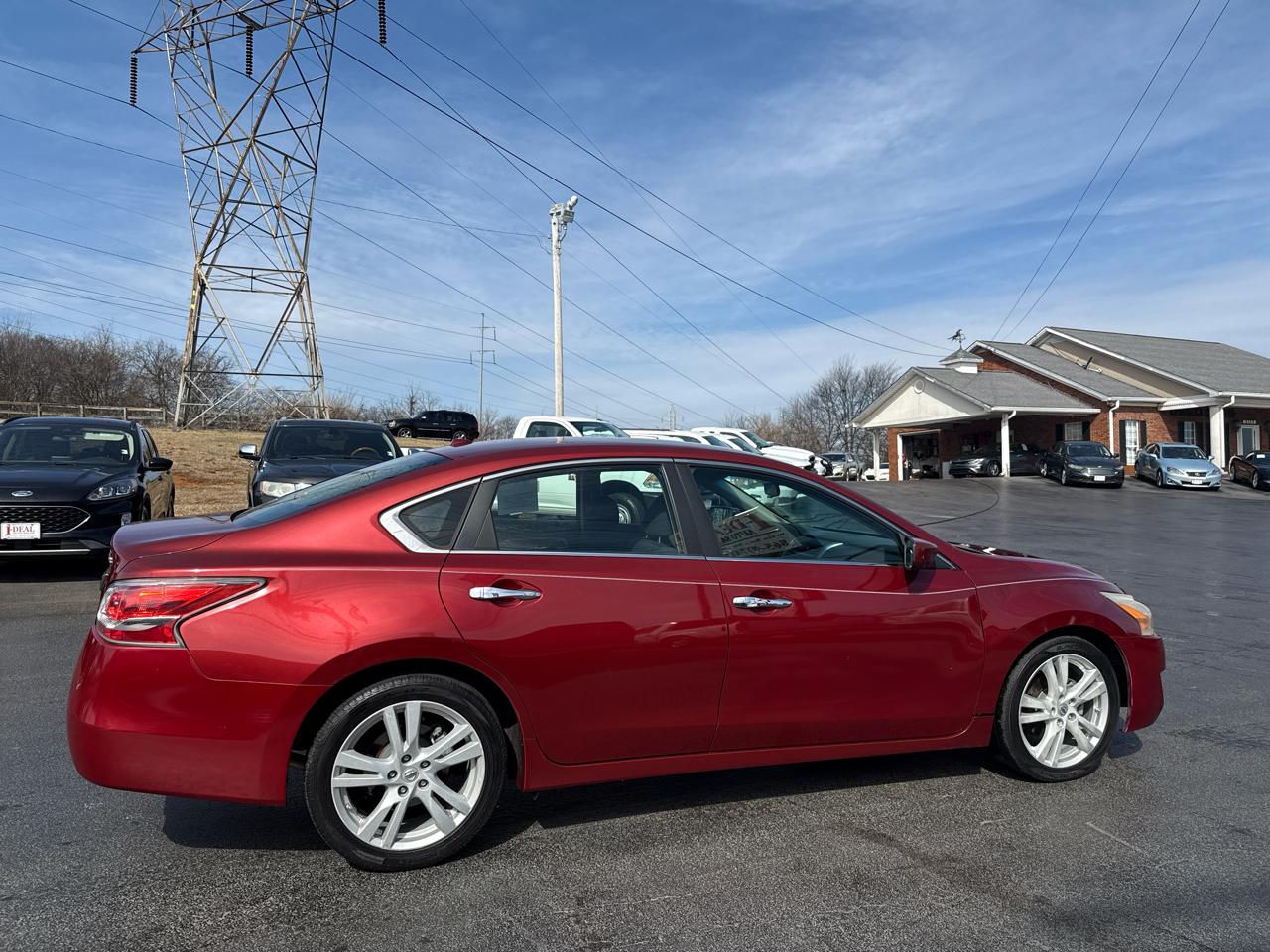 Nissan Altima 4dr Sdn V6 3.5 S 2014