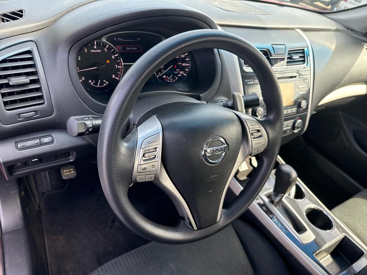Nissan Altima 4dr Sdn V6 3.5 S 2014