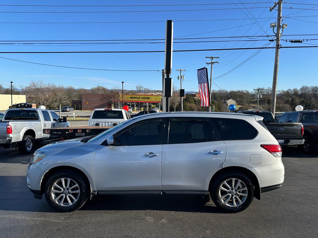 Nissan Pathfinder 4WD 4dr S 2014