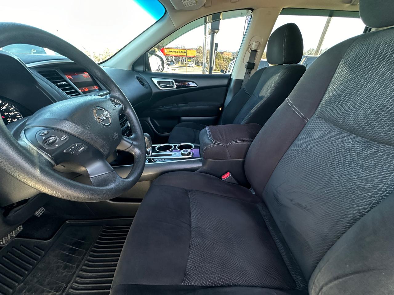 Nissan Pathfinder 4WD 4dr S 2014