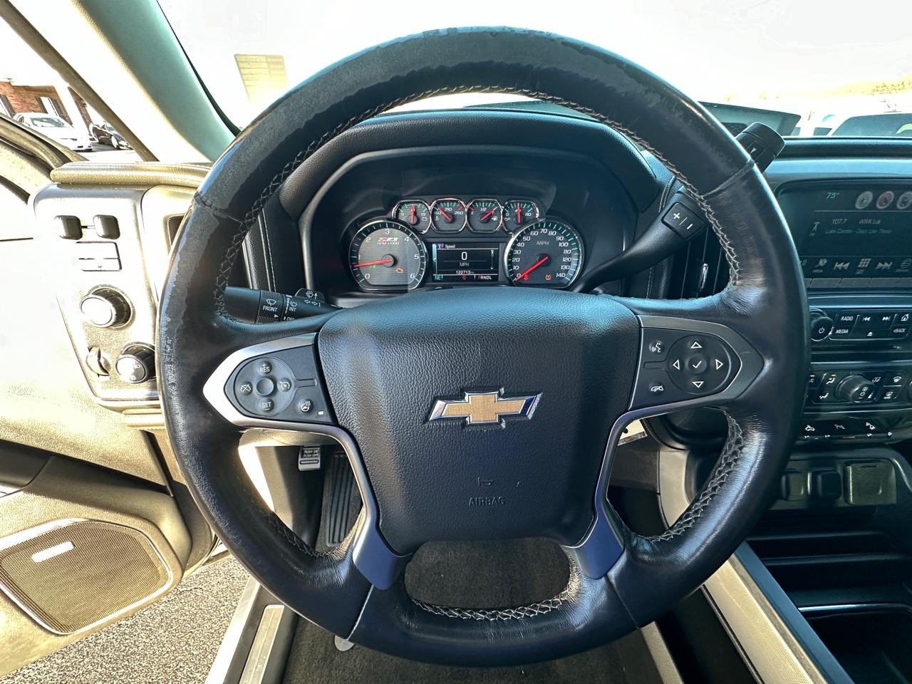 Chevrolet Silverado 1500 4WD Double Cab 143.5" LTZ w/2LZ 2018