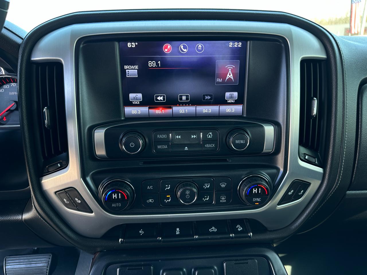 GMC Sierra 1500 4WD Crew Cab 143.5" SLT 2015