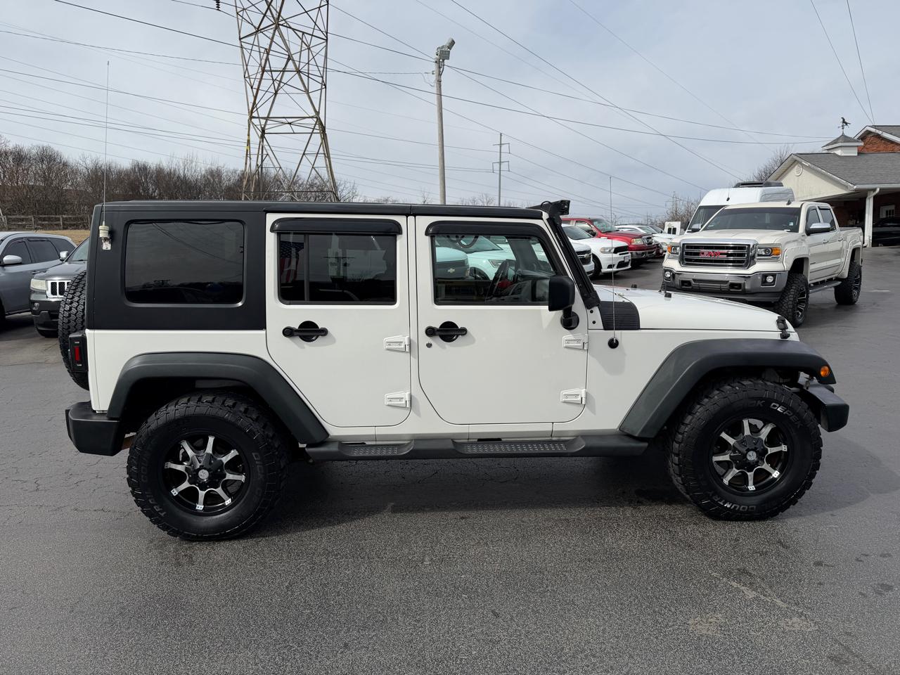 Jeep Wrangler Unlimited 4WD 4dr Sport 2010