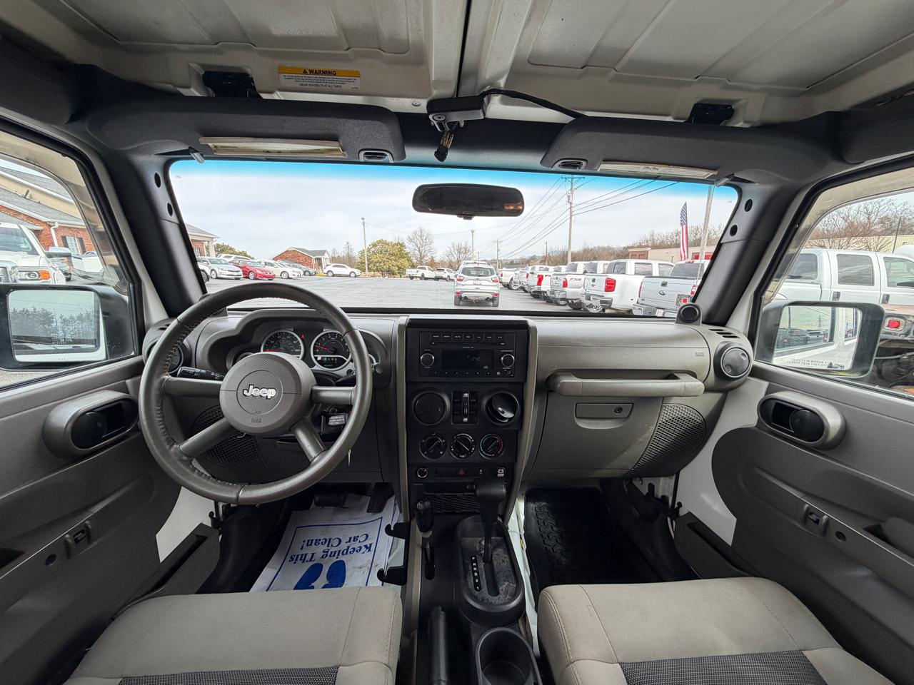 Jeep Wrangler Unlimited 4WD 4dr Sport 2010