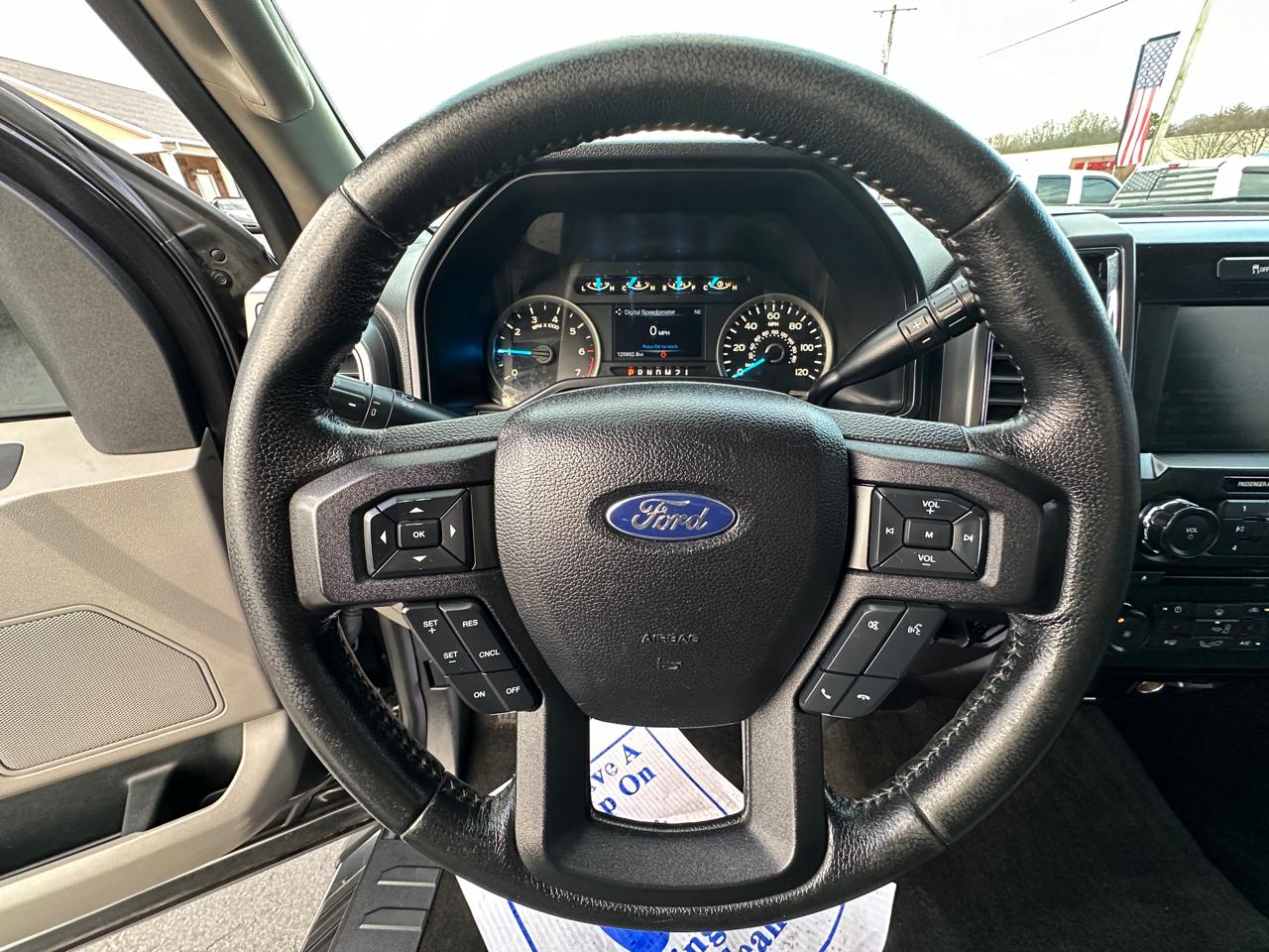 Ford F-150 4WD SuperCab 163" XLT 2015