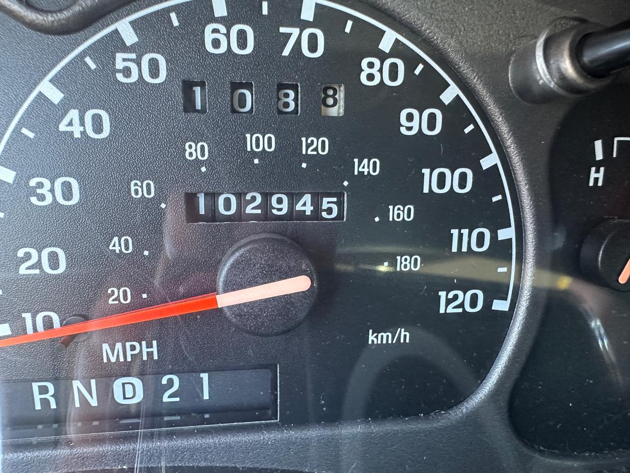 Mazda B-Series 2WD Truck Reg Cab 112" WB 2.5L Auto SX *Ltd A 2001