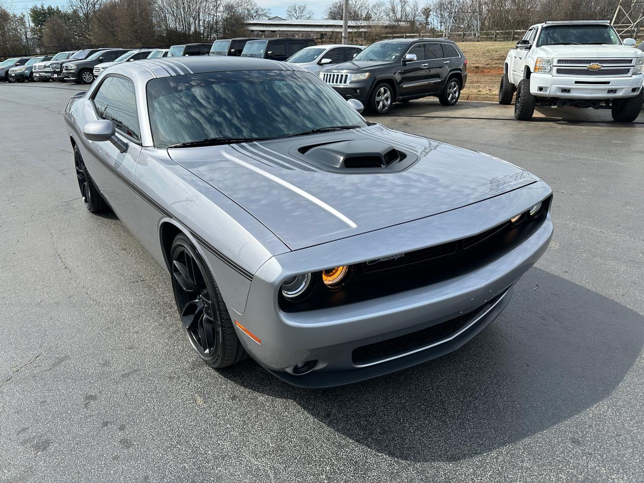 Dodge Challenger 2dr Cpe R/T Shaker 2016