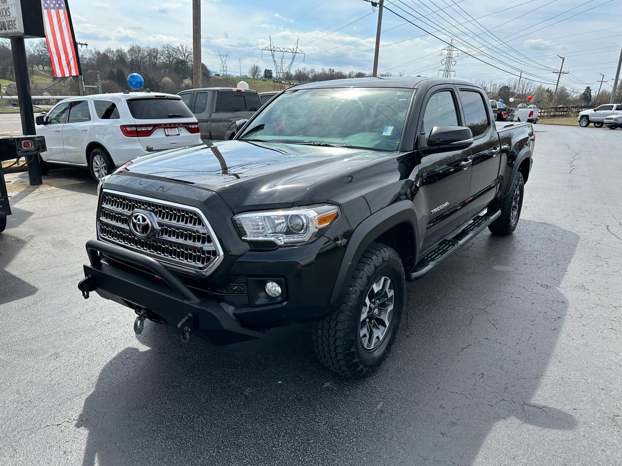 Toyota Tacoma 4WD Double Cab LB V6 AT TRD Off Road (Natl) 2016