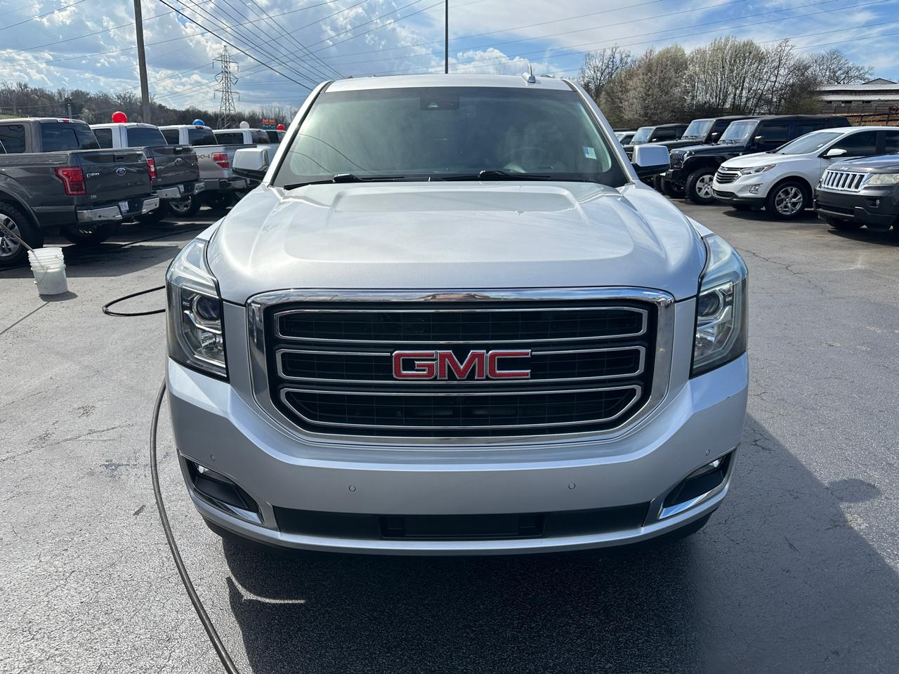 GMC Yukon 4WD 4dr SLT 2017