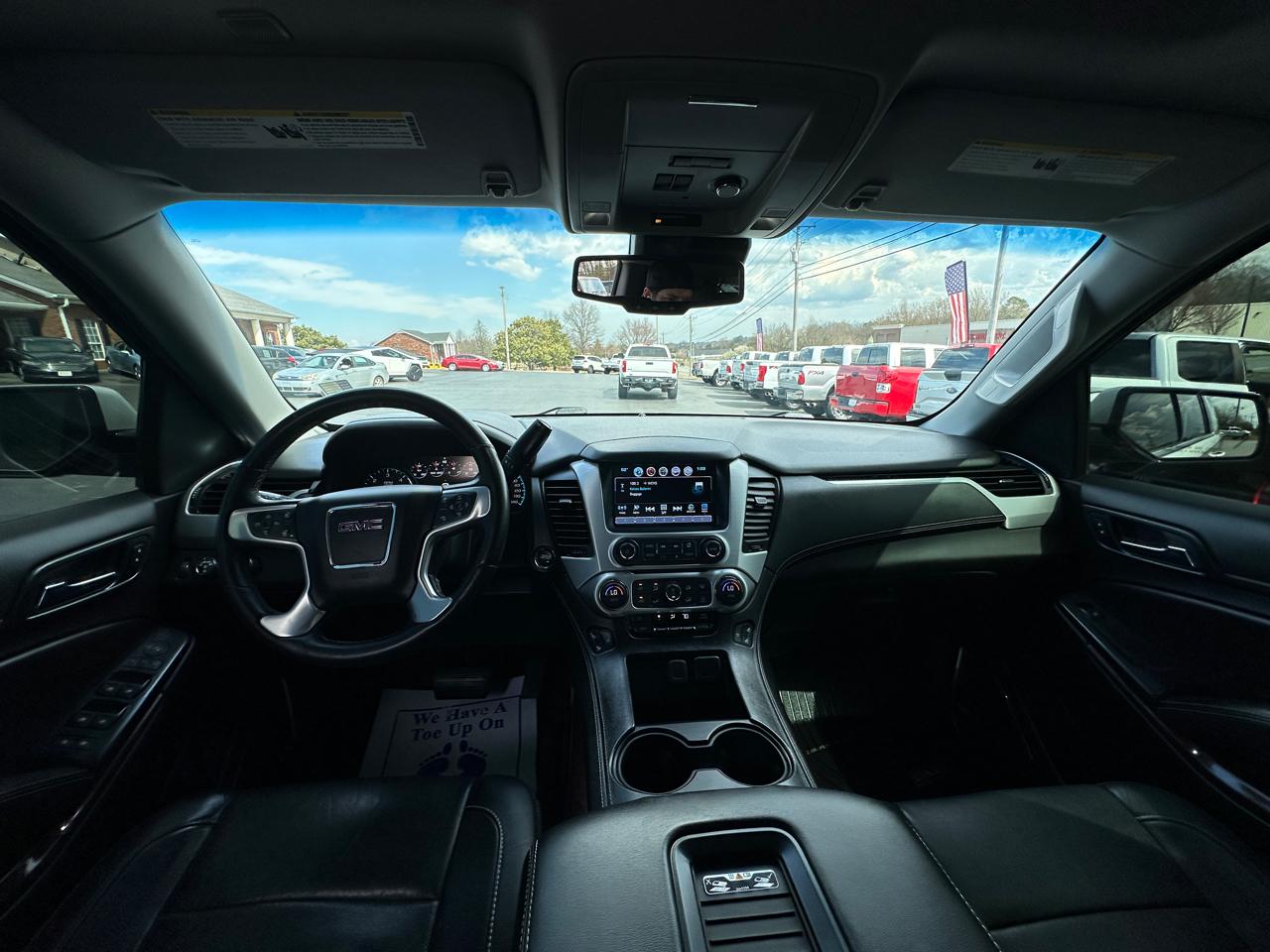 GMC Yukon 4WD 4dr SLT 2017