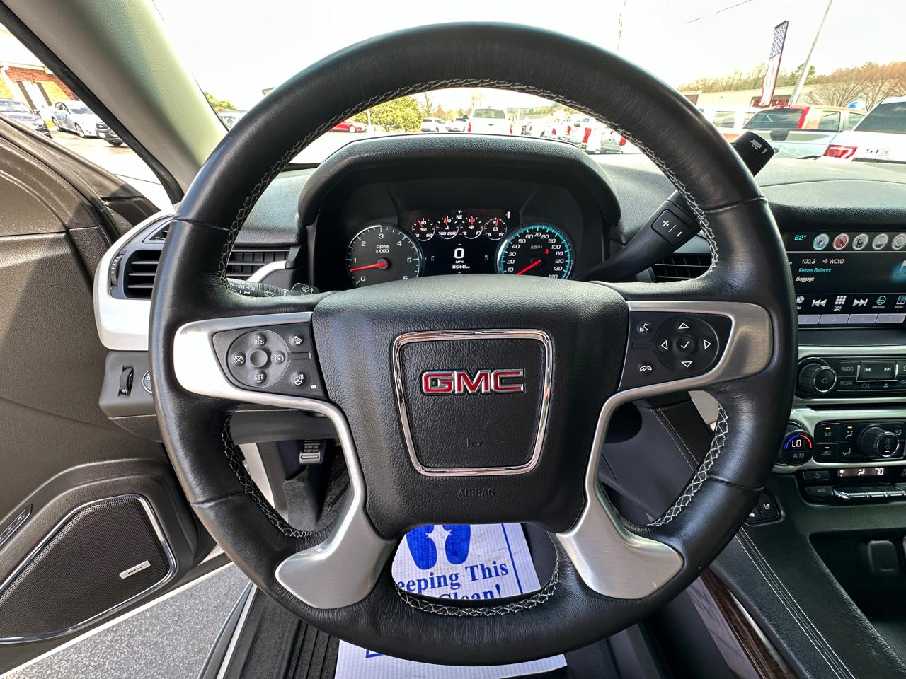 GMC Yukon 4WD 4dr SLT 2017