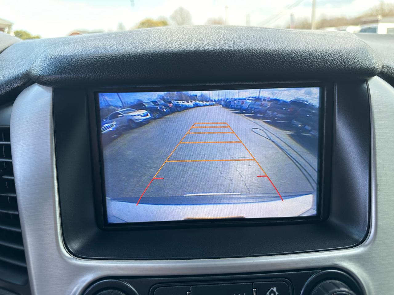 GMC Yukon 4WD 4dr SLT 2017