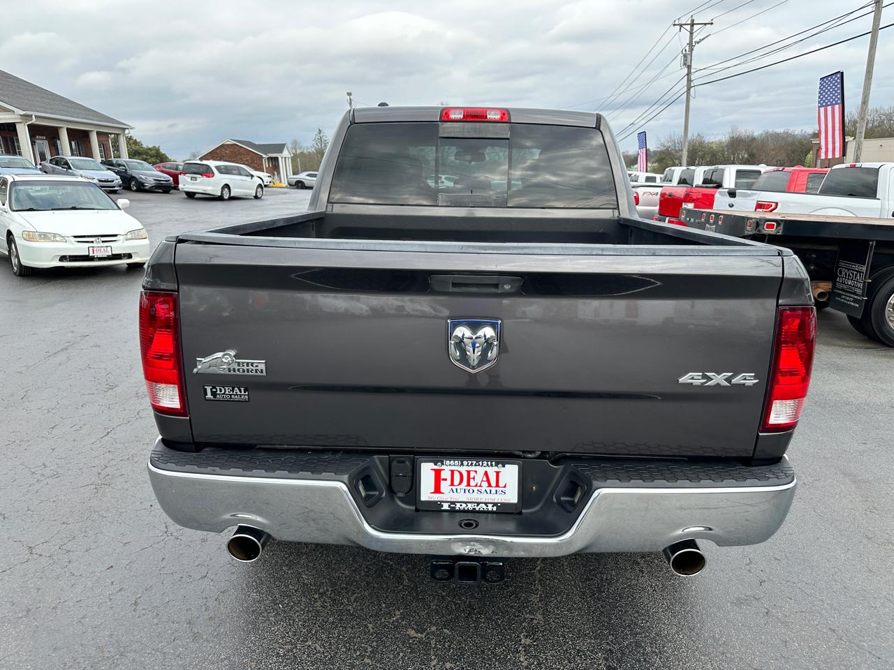 RAM 1500 4WD Crew Cab 140.5" Big Horn 2014