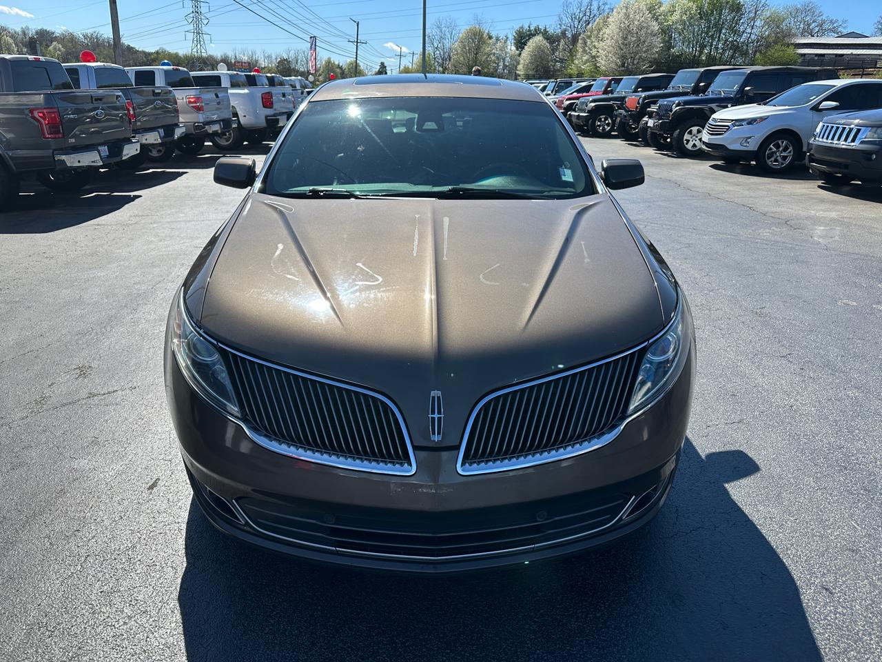 Lincoln MKS 4dr Sdn 3.7L AWD 2016