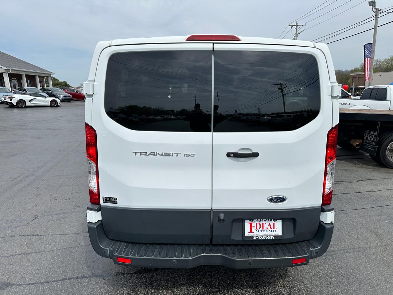 Ford Transit Passenger Wagon T-150 130" Low Roof XLT Swing-Out RH Dr 2018