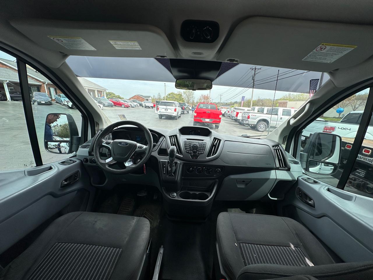 Ford Transit Passenger Wagon T-150 130" Low Roof XLT Swing-Out RH Dr 2018