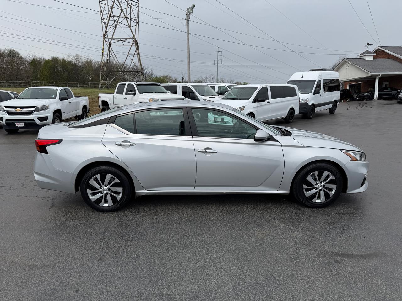 Nissan Altima 2.5 S Sedan 2020