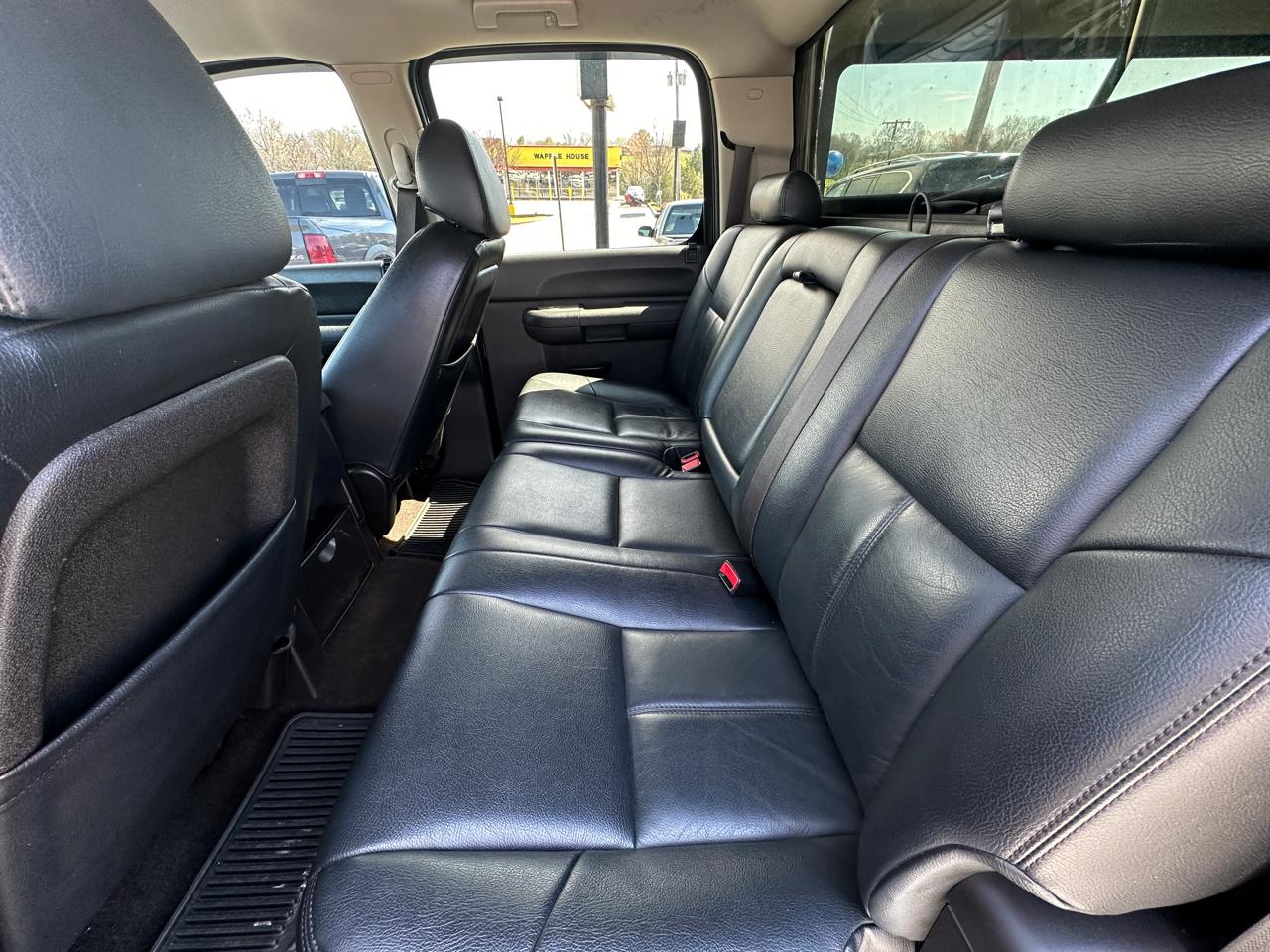 Chevrolet Silverado 1500 4WD Crew Cab 143.5" LT 2009