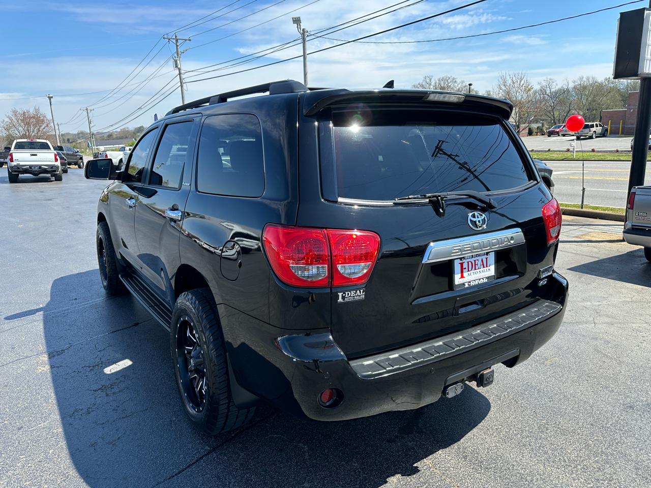 Toyota Sequoia 4WD 5.7L FFV Platinum (Natl) 2016