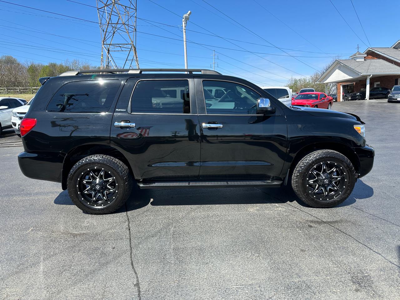 Toyota Sequoia 4WD 5.7L FFV Platinum (Natl) 2016
