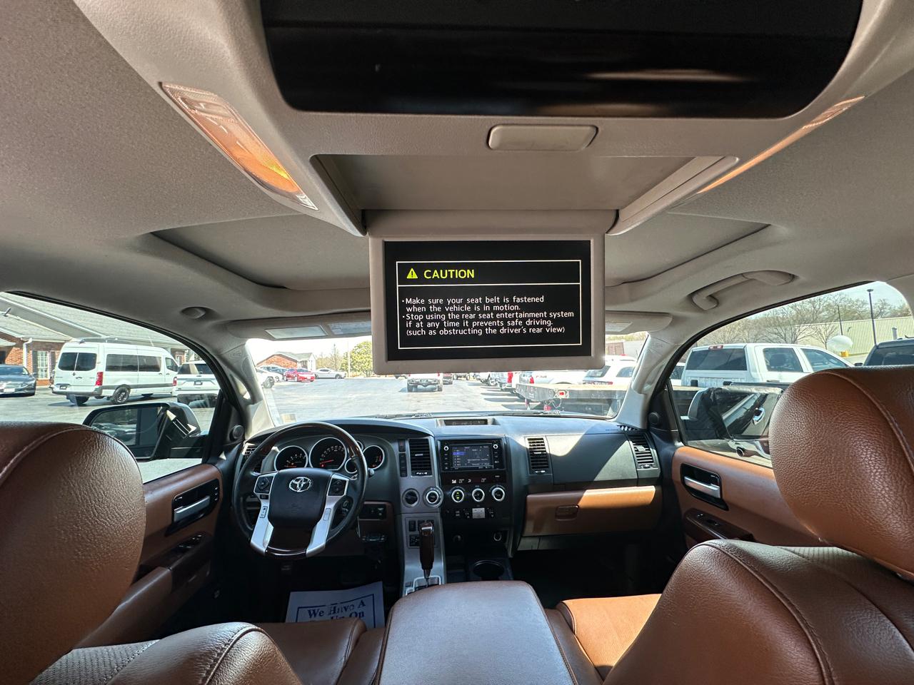 Toyota Sequoia 4WD 5.7L FFV Platinum (Natl) 2016