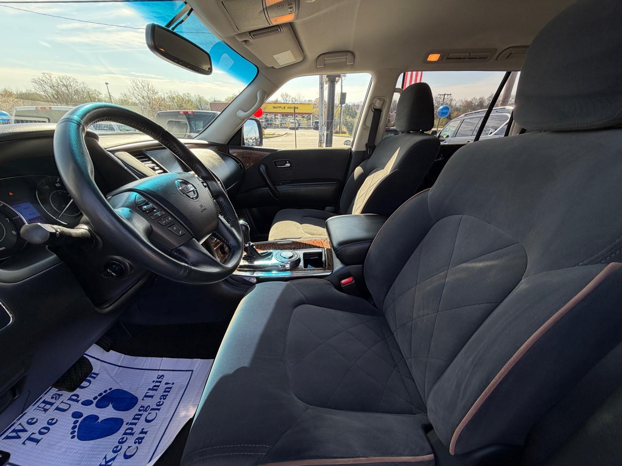 Nissan Armada 4x2 SV 2018