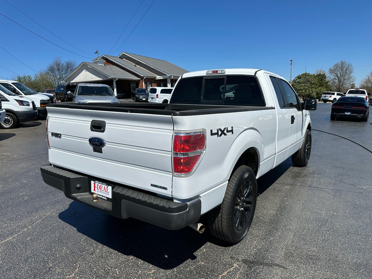Ford F-150 4WD SuperCab 145" XLT 2014