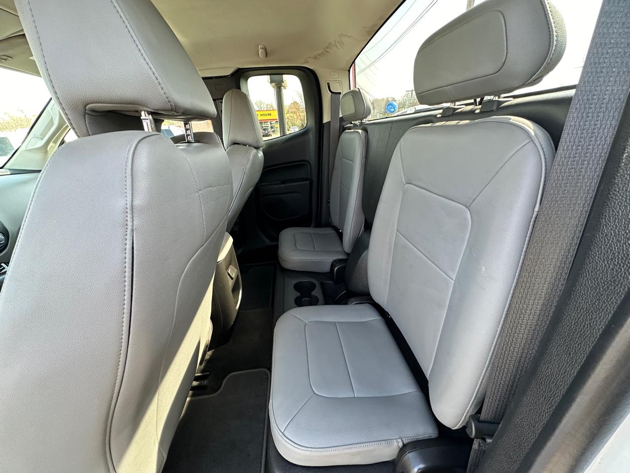 Chevrolet Colorado 2WD Ext Cab 128.3" WT 2017