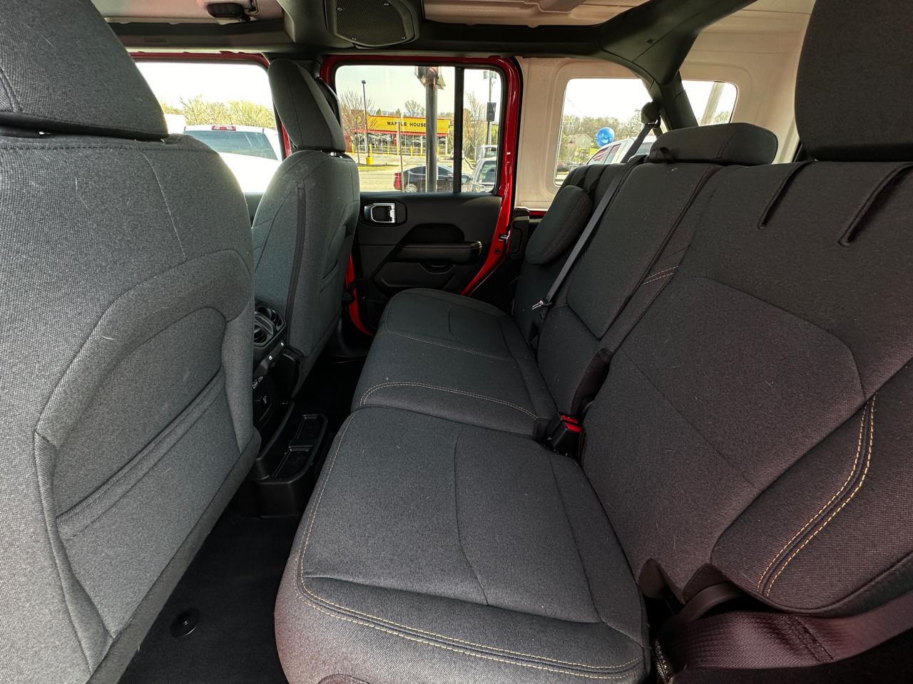 Jeep Wrangler 4xe Sahara 4x4 2025