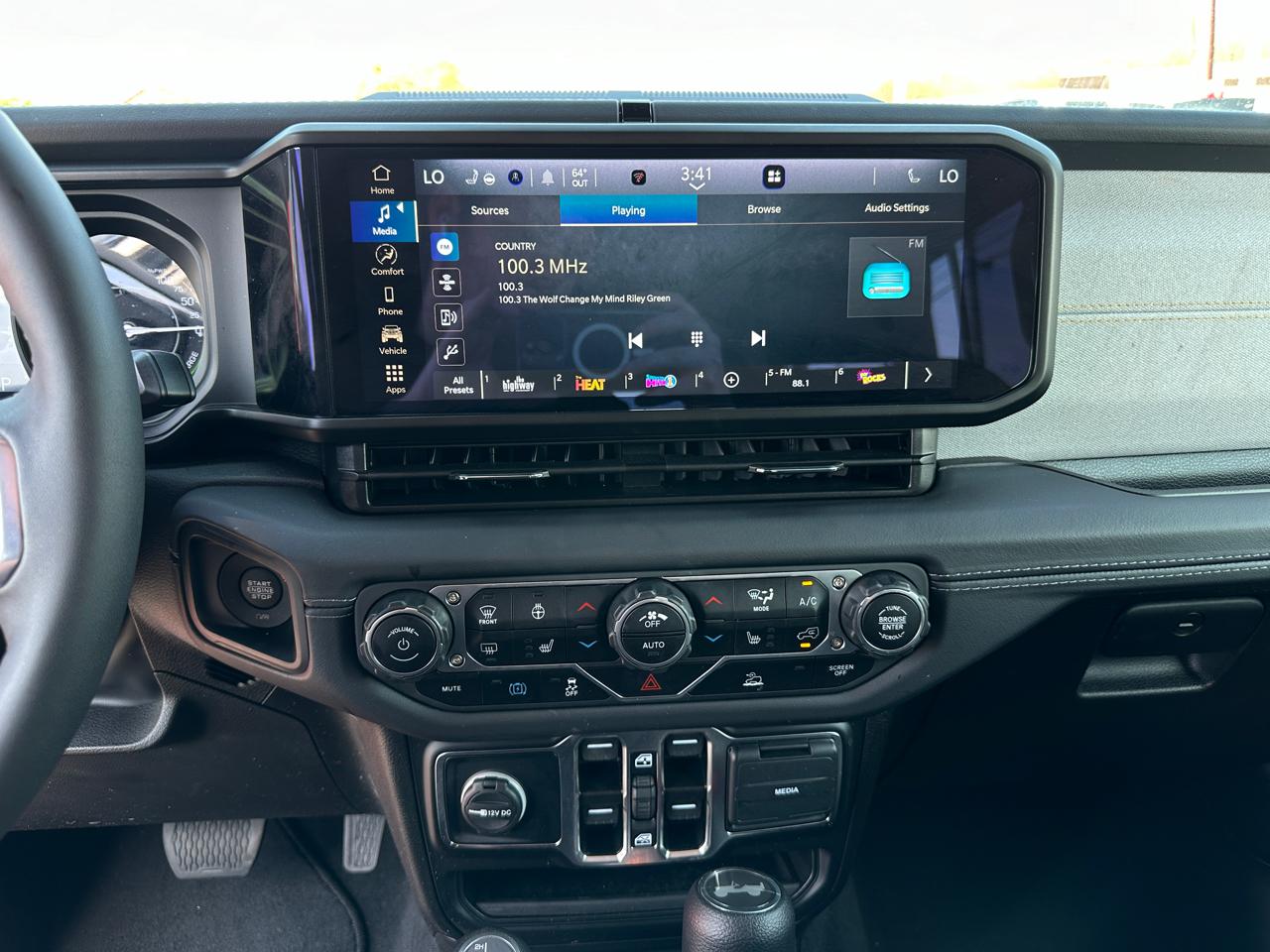 Jeep Wrangler 4xe Sahara 4x4 2025