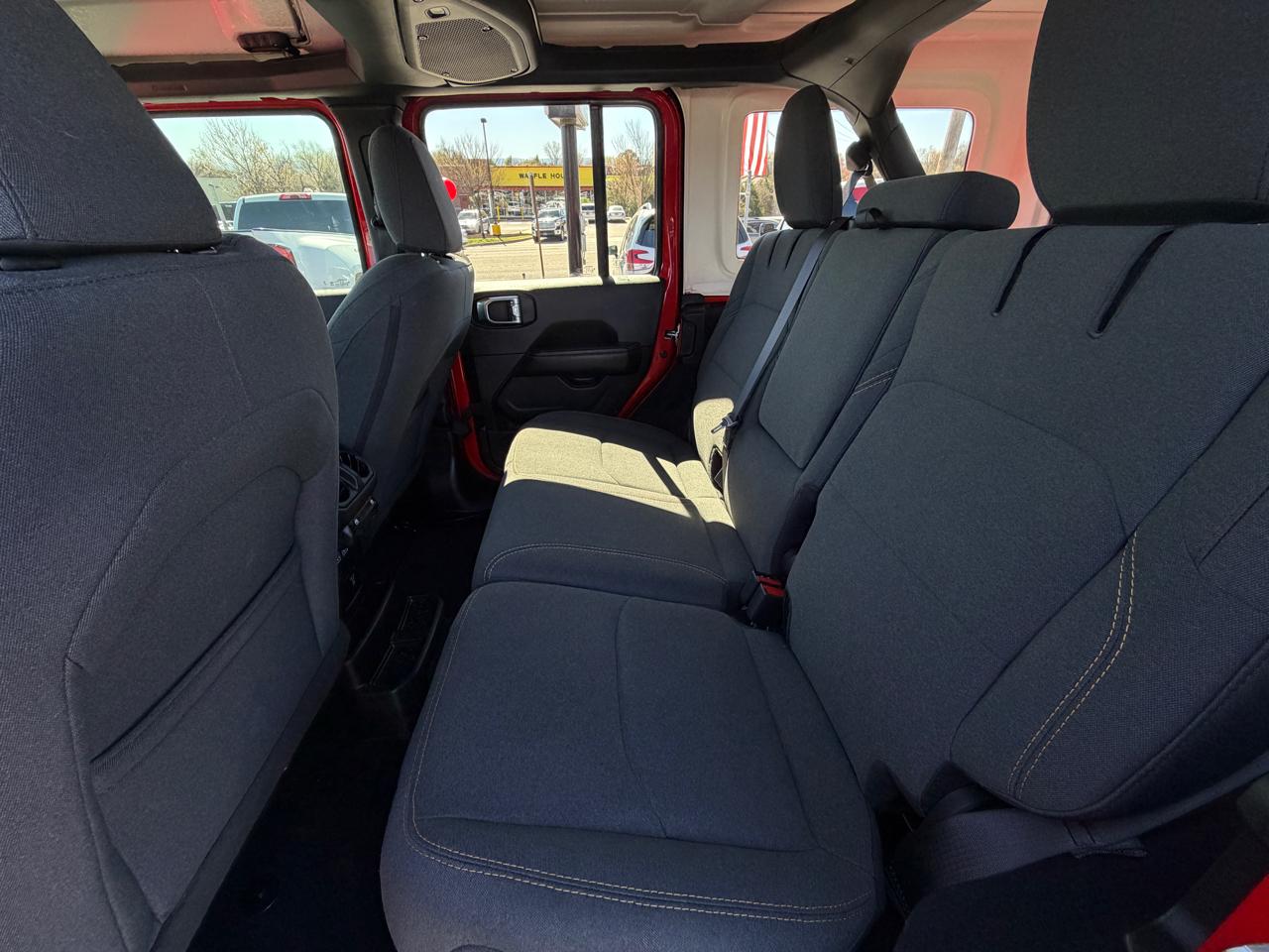 Jeep Wrangler 4xe Sahara 4x4 2025