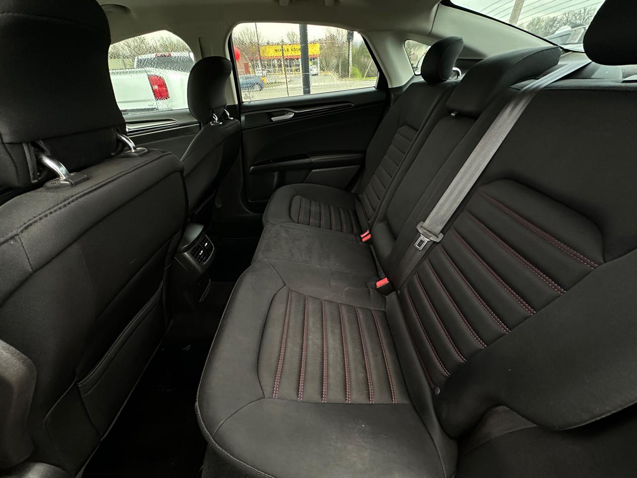 Ford Fusion 4dr Sdn SE FWD 2014