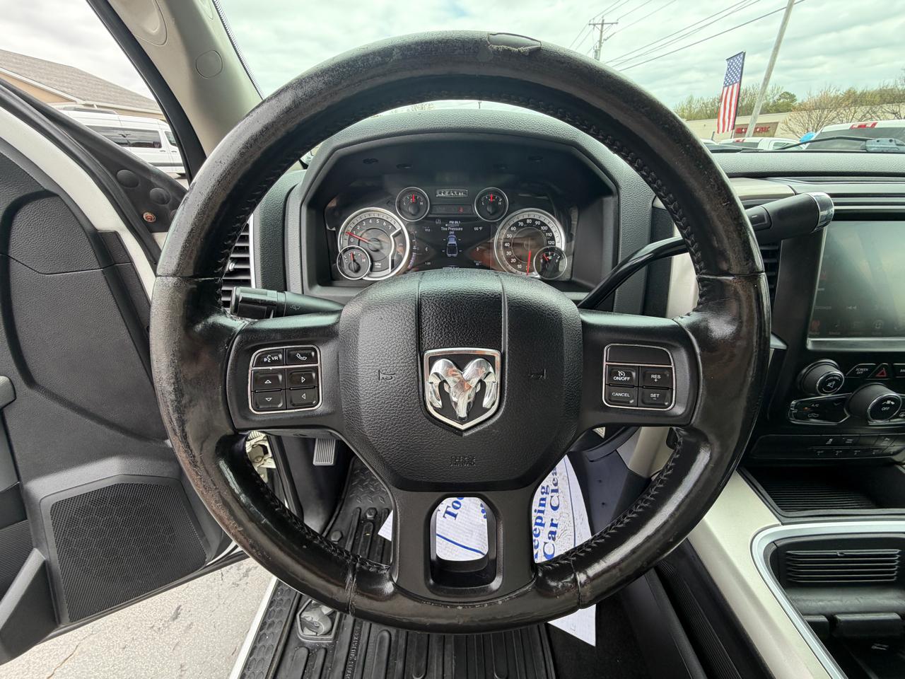 RAM 2500 4WD Crew Cab 149" Outdoorsman 2016