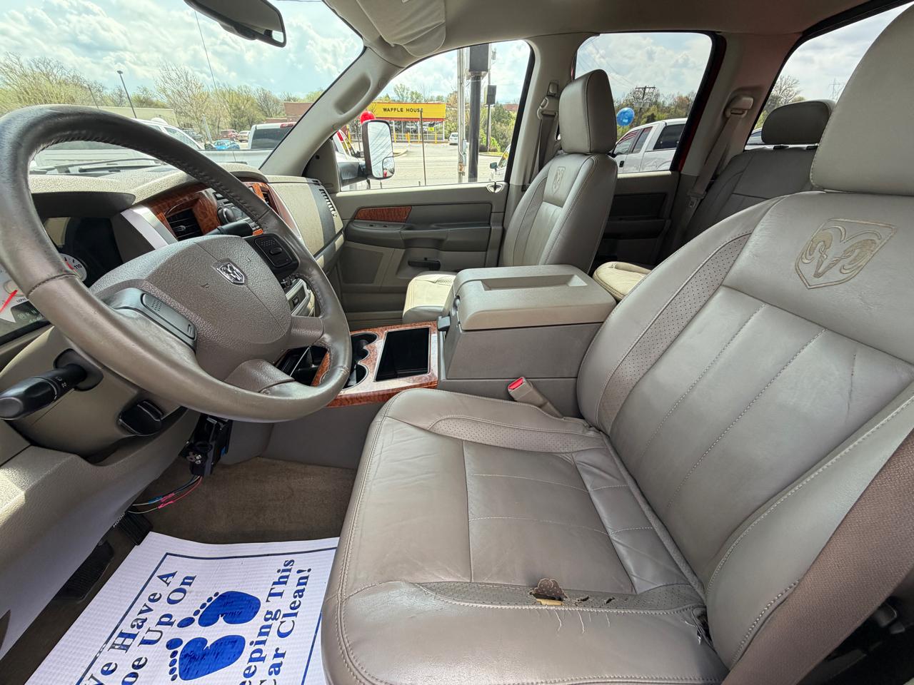 Dodge Ram 3500 2WD Quad Cab 160.5" DRW Laramie 2007