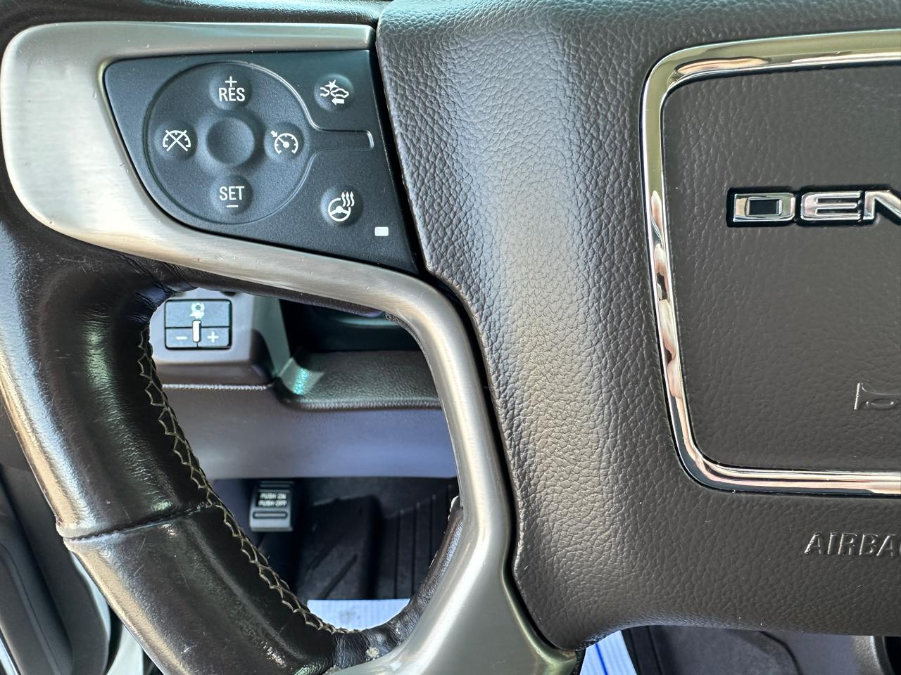 GMC Yukon XL 4WD 4dr Denali 2019