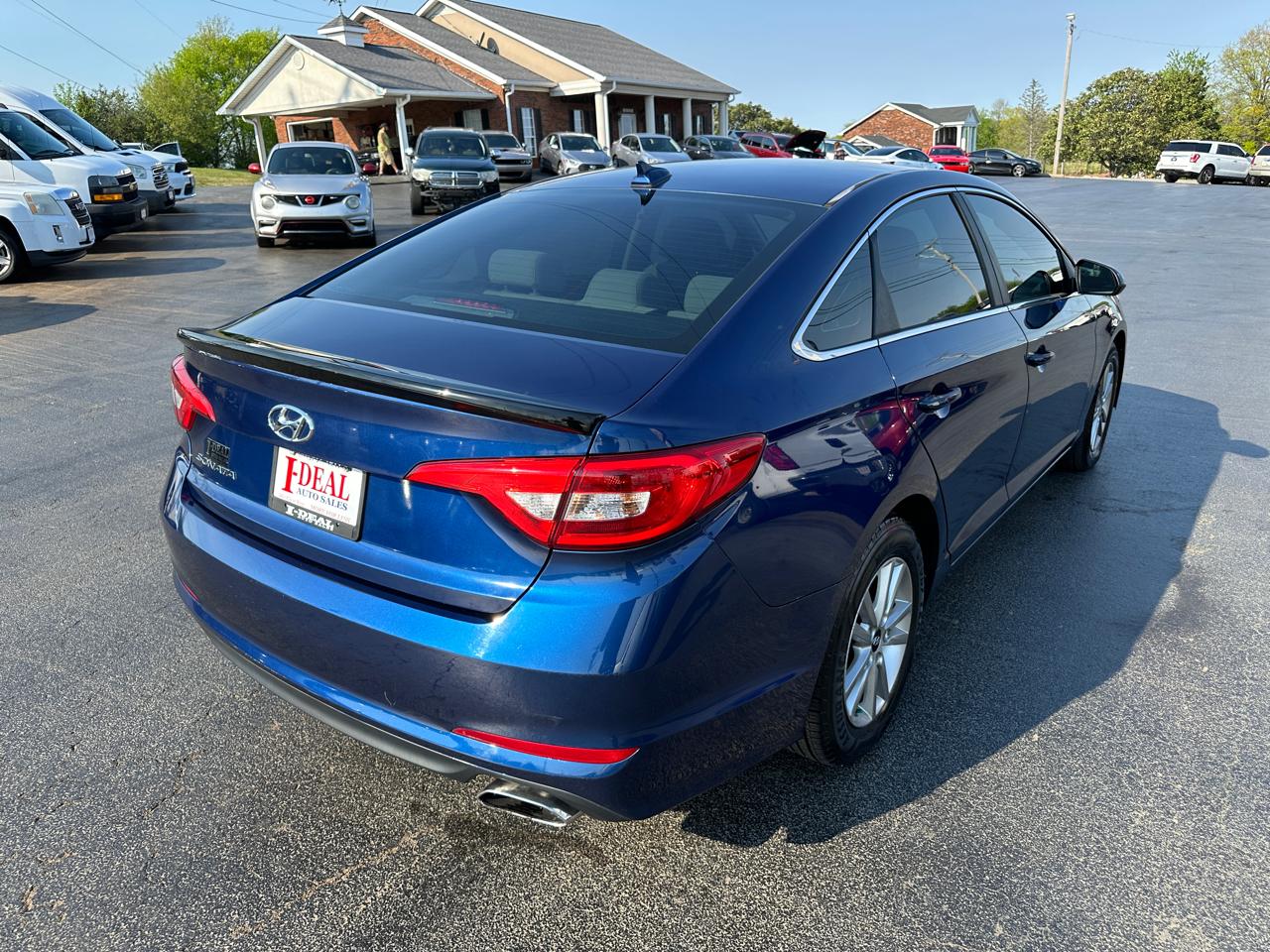 Hyundai Sonata 4dr Sdn 2.4L SE PZEV 2015