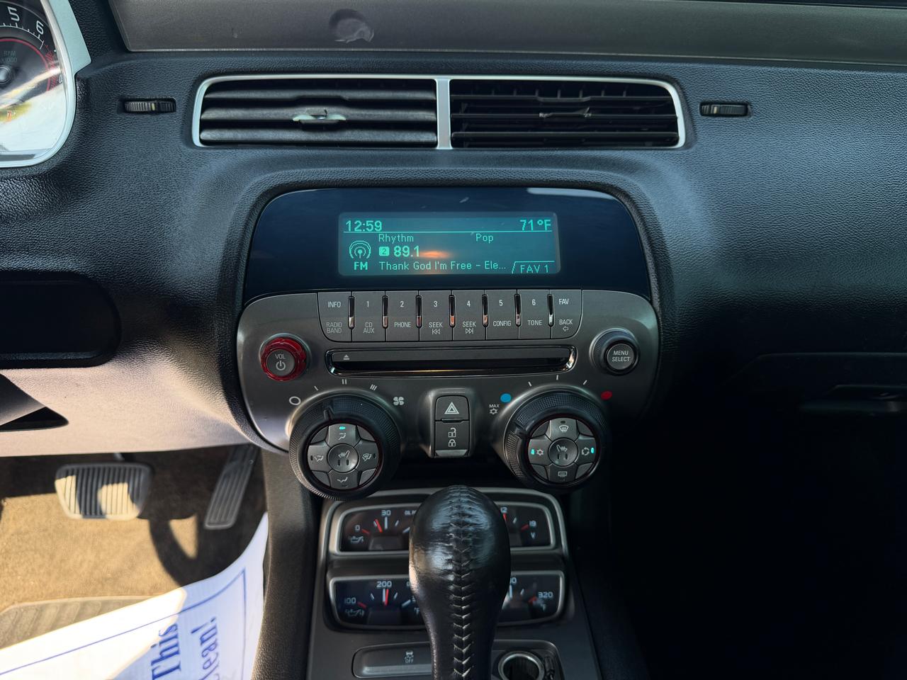 Chevrolet Camaro 2dr Cpe 2SS 2010