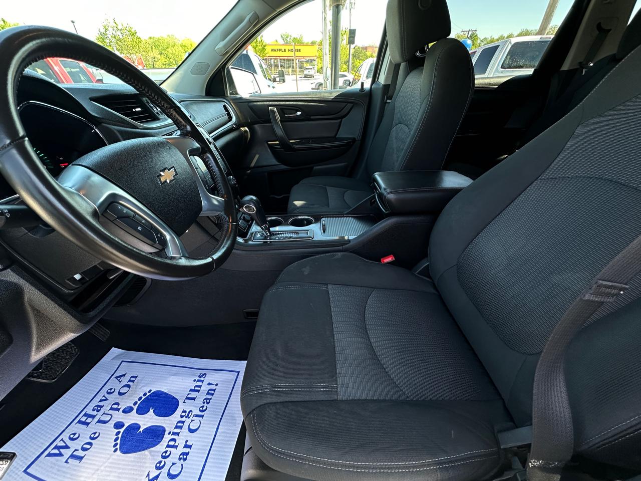 Chevrolet Traverse FWD 4dr LT w/1LT 2016