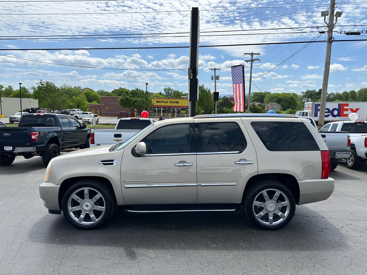 Cadillac Escalade AWD 4dr 2009