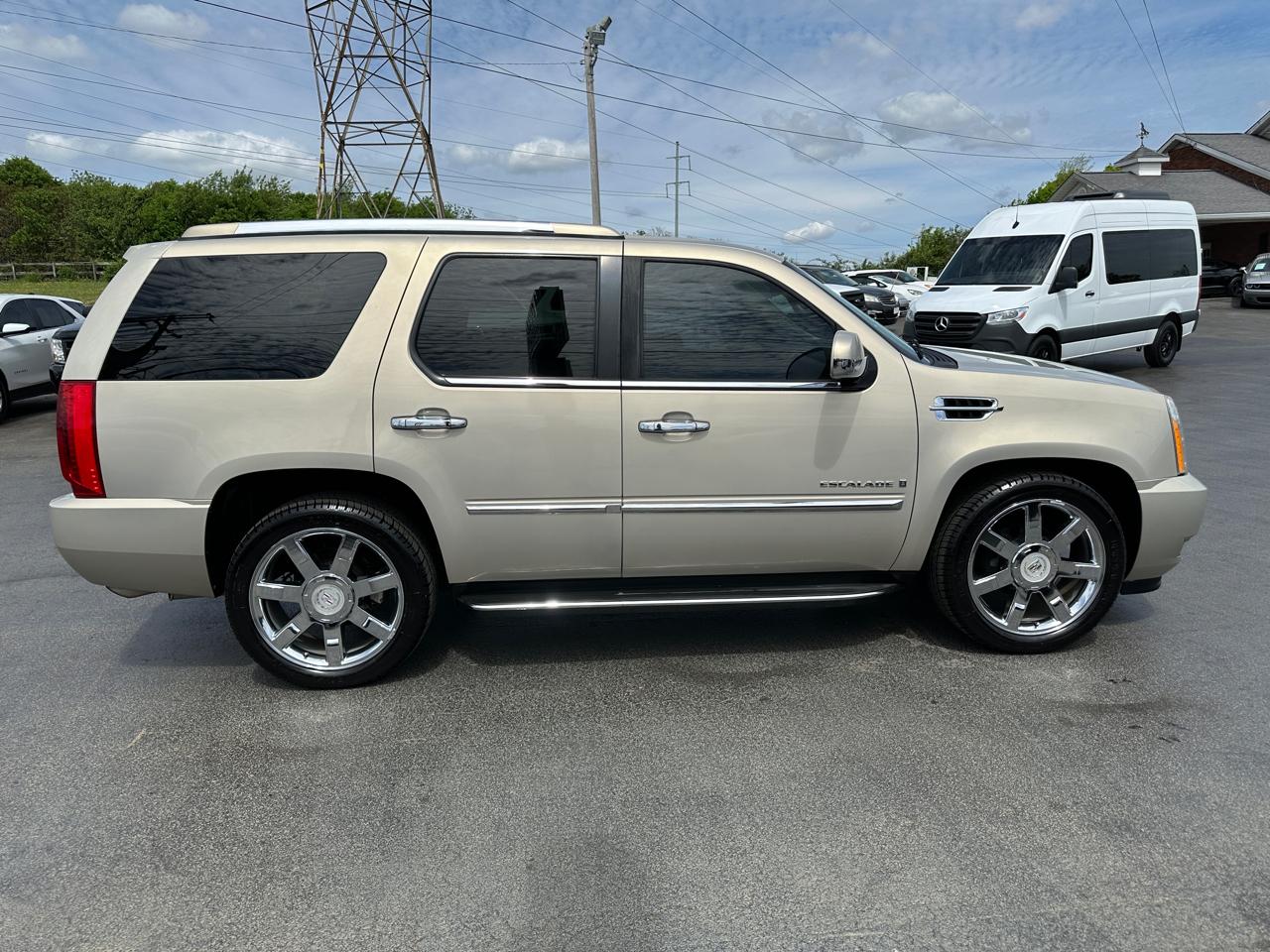 Cadillac Escalade AWD 4dr 2009